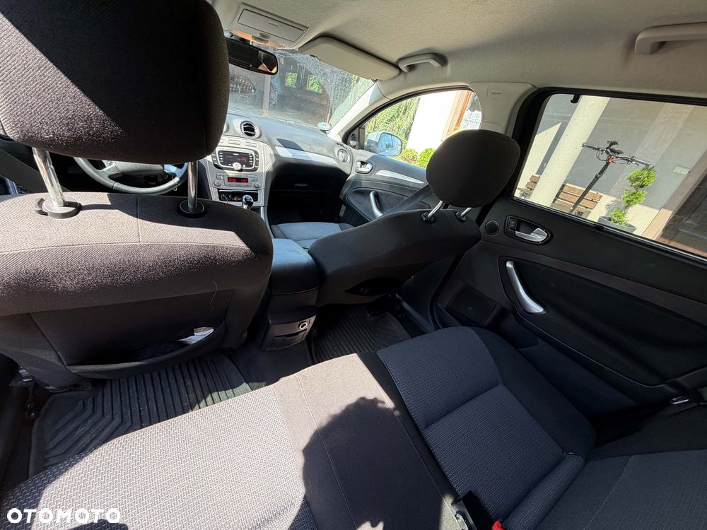 Ford Mondeo - 7