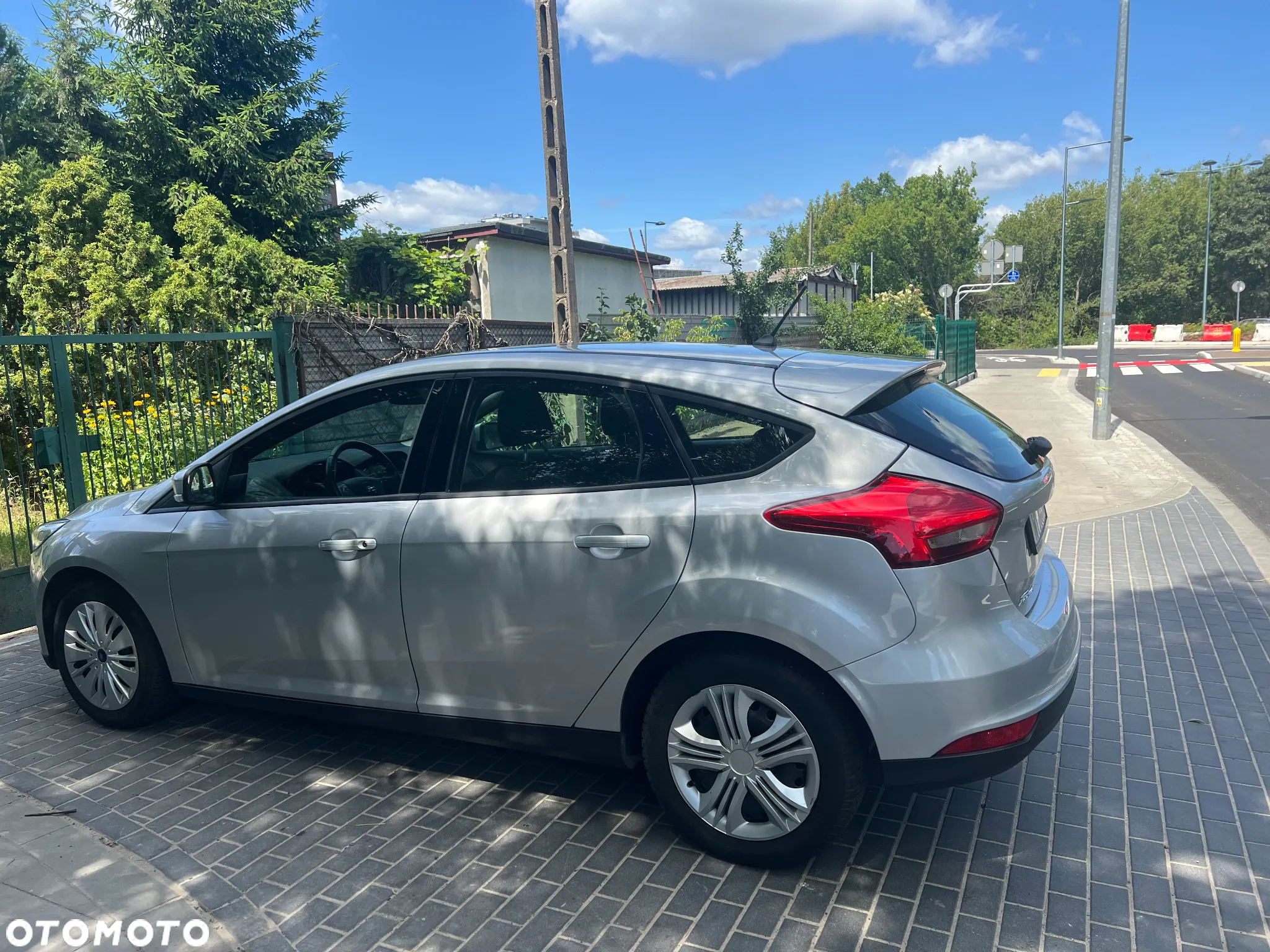Ford Focus 1.6 Trend - 9