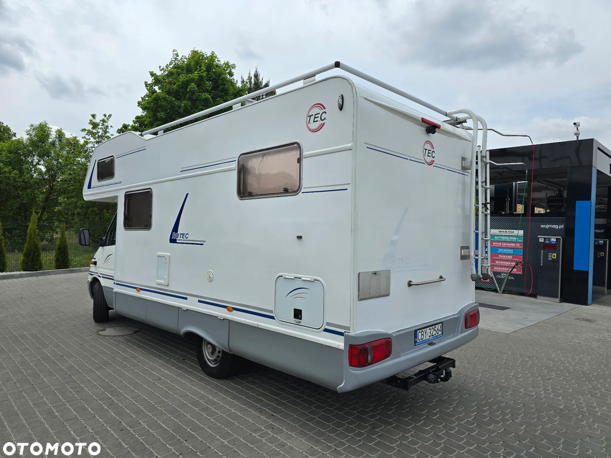 Mercedes-Benz Sprinter - 2