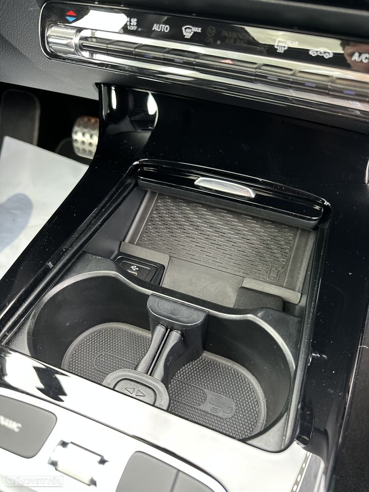 Mercedes-Benz CLA 180 7G-DCT AMG Line - 48