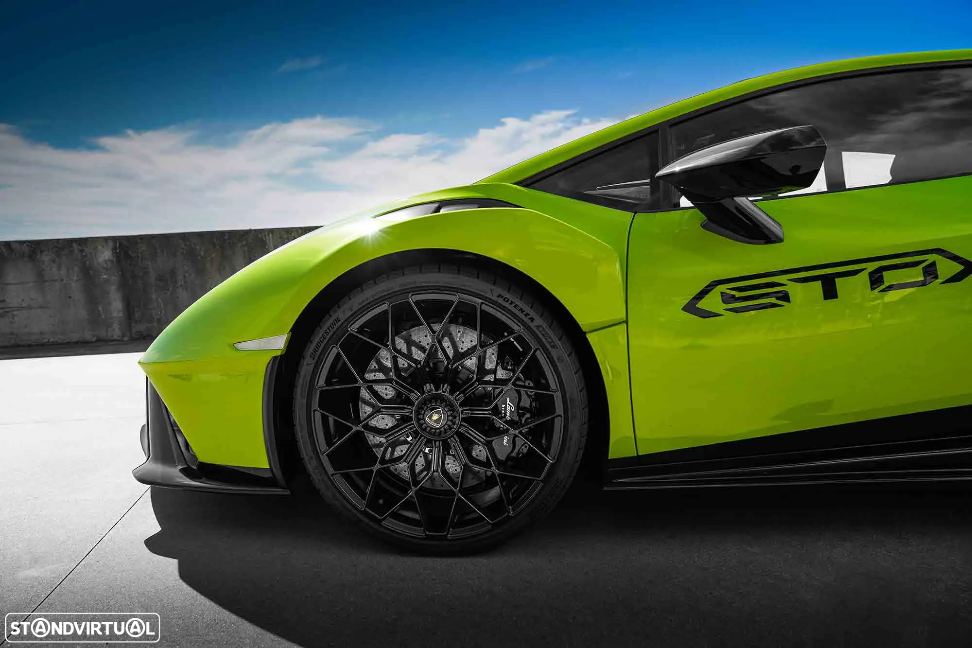 Lamborghini Huracán STO - 5