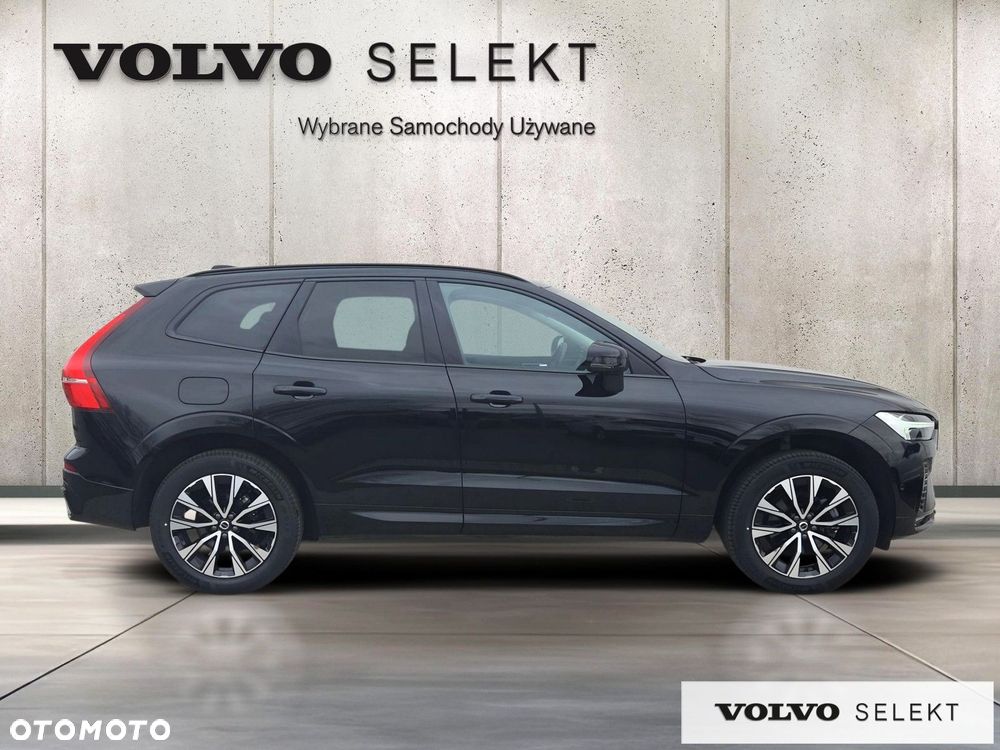 Volvo XC 60 B5 B AWD Plus Dark - 8