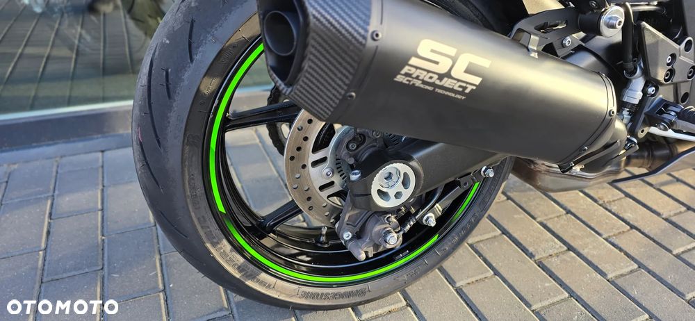Kawasaki Ninja 1000 SX - 19