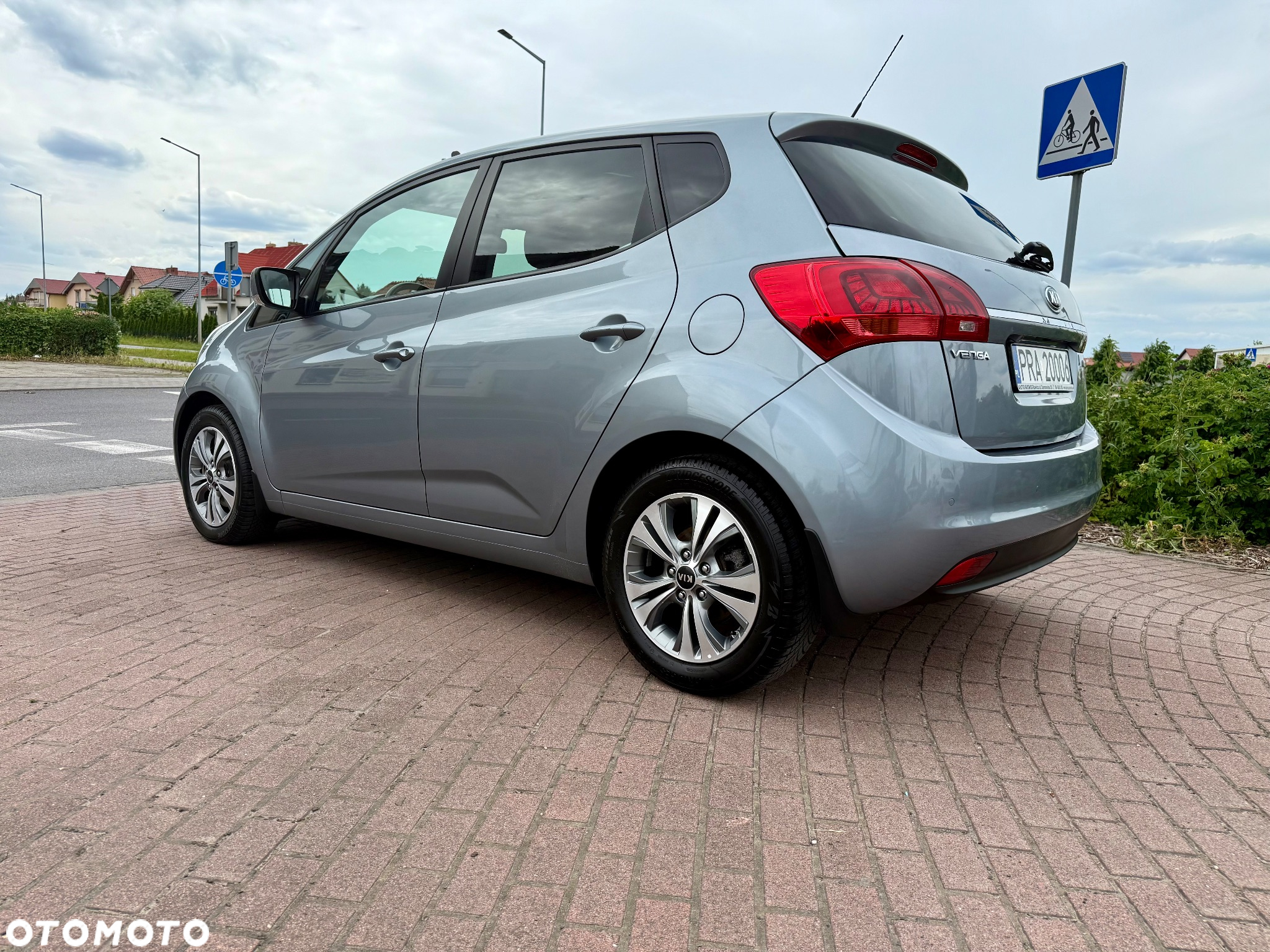 Kia Venga 1.6 Business Line - 25