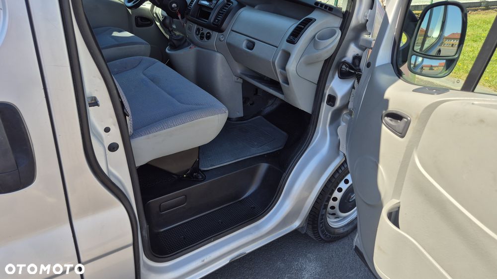 Renault Trafic - 8