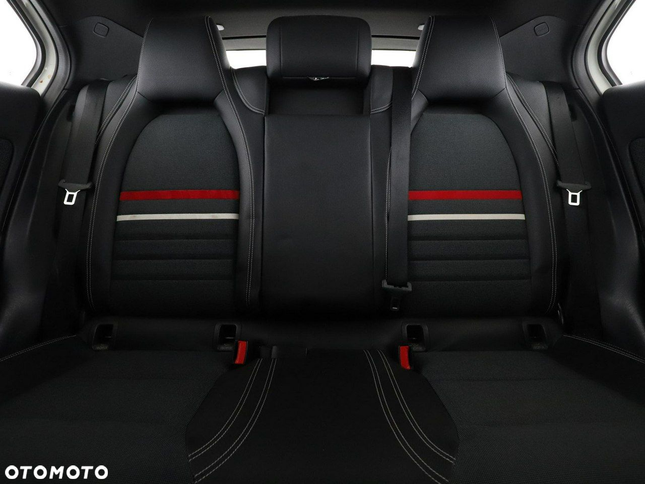 Mercedes-Benz Klasa A 180 (BlueEFFICIENCY) Style - 18