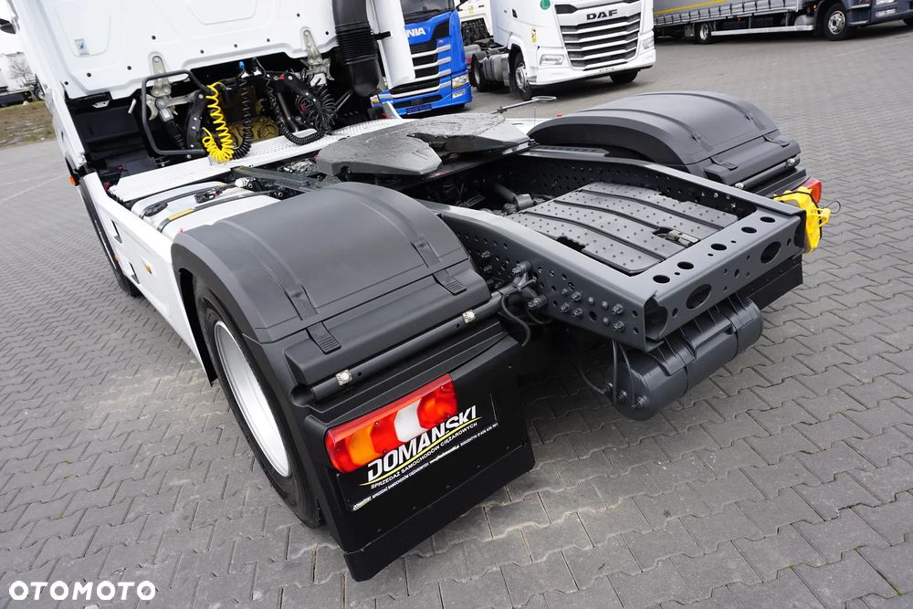 Mercedes-Benz ACTROS / 1845 / E 6 / MP 5 / ACC / RETARDER / BIG SPACE - 27