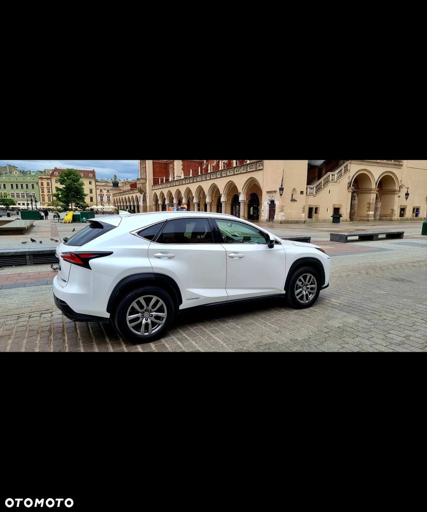 Lexus NX 300h Elegance AWD - 1