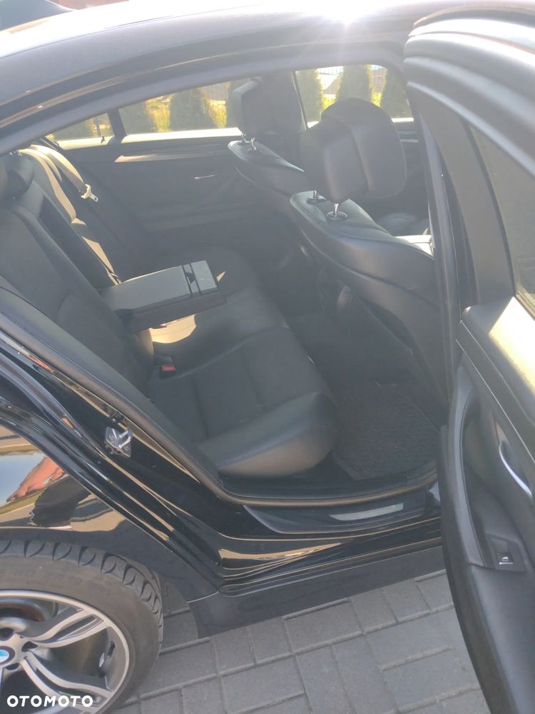 BMW Seria 5 520d - 7