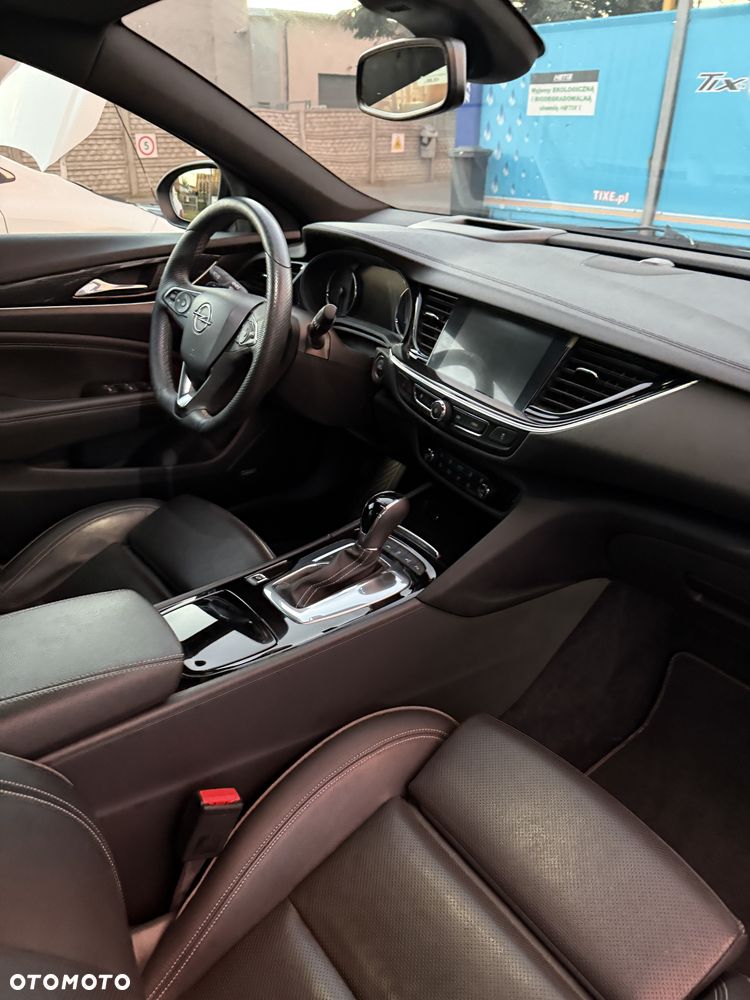 Opel Insignia 2.0 T 4x4 Elite S&S - 18