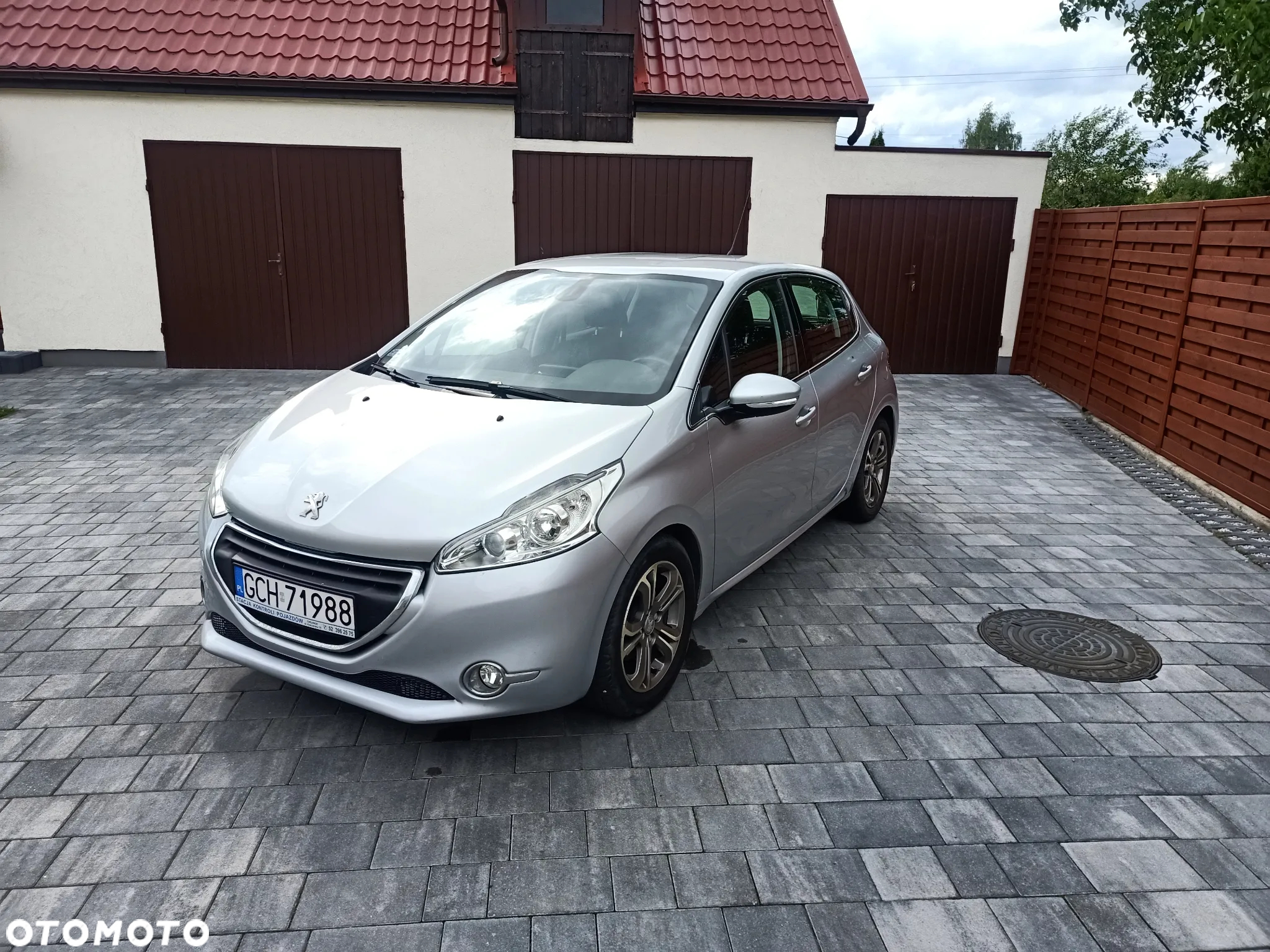 Peugeot 208 1.2 VTi Allure - 3