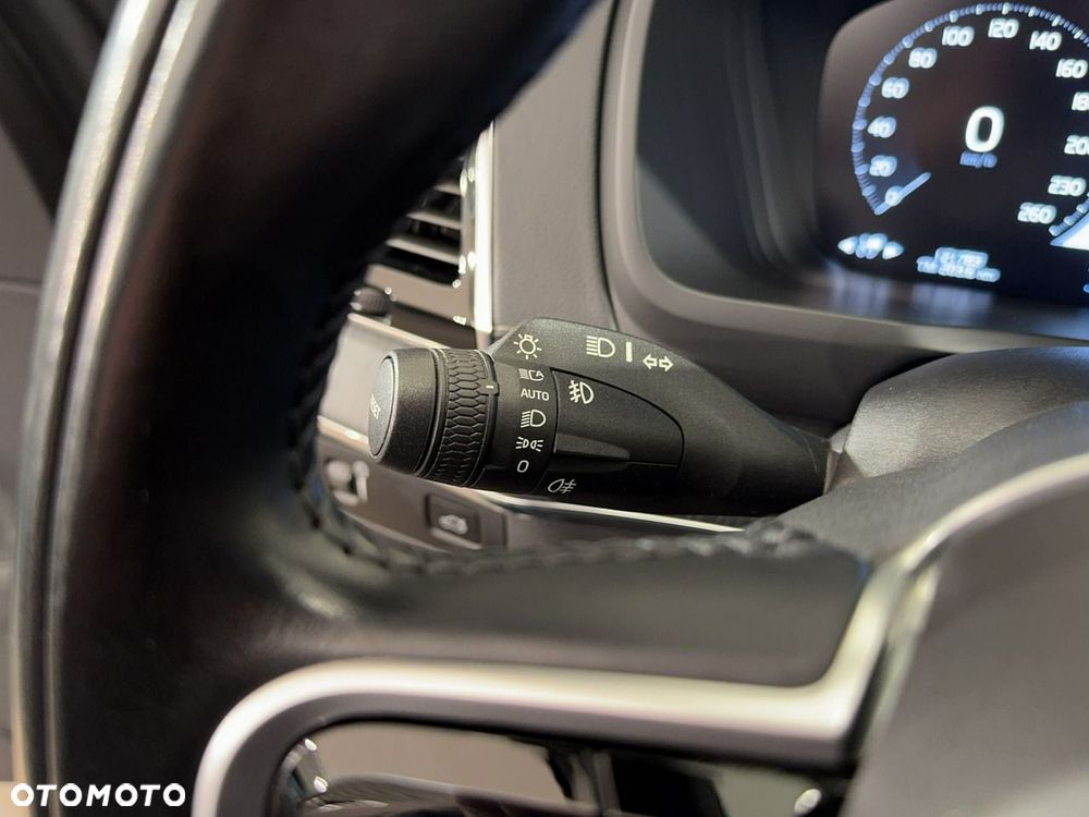 Volvo XC 90 - 24