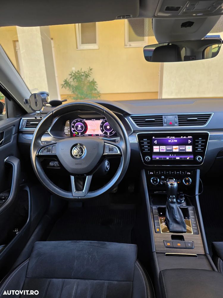 Skoda Superb 2.0 TDI DSG Style - 26