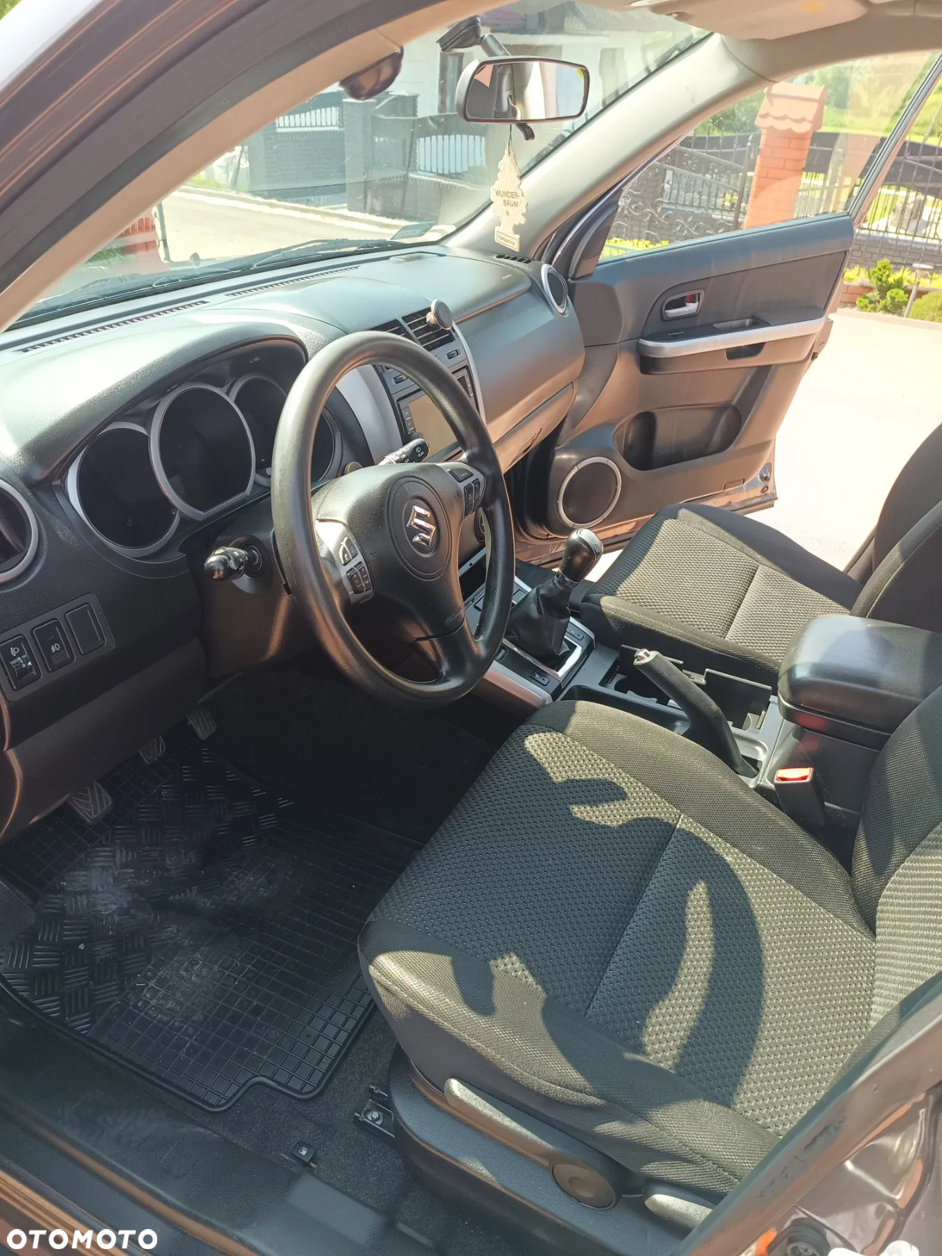 Suzuki Grand Vitara - 12