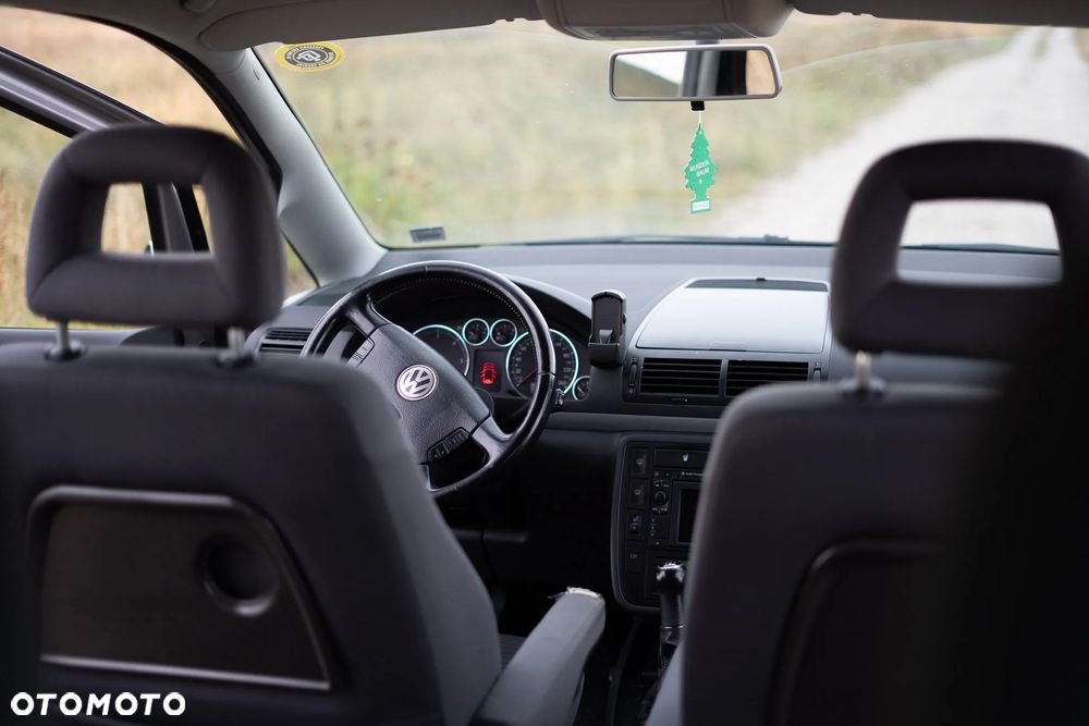 Volkswagen Sharan 2.0 TDI 4MOTION Blue Motion Life - 18