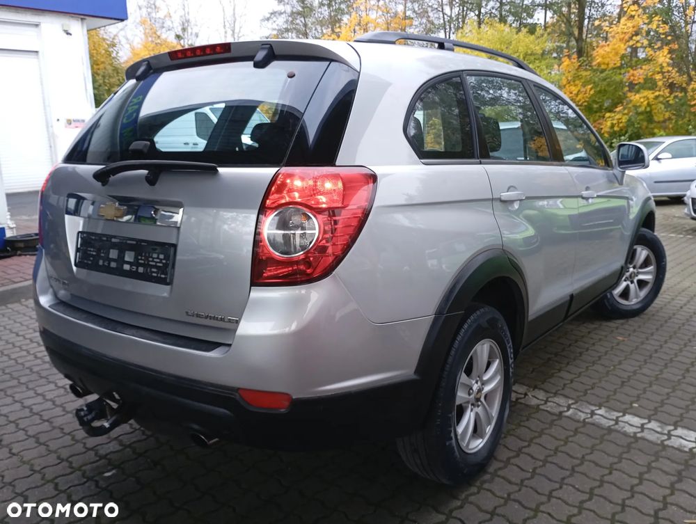Chevrolet Captiva 2.4 2WD 5 Sitzer LS - 17
