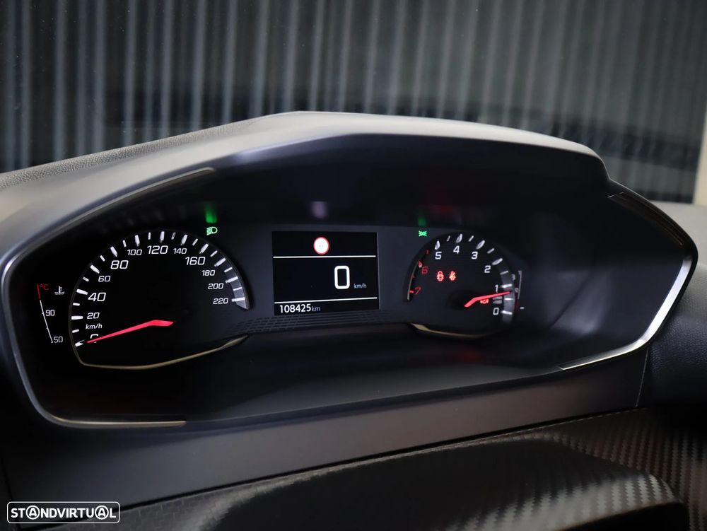 Peugeot 208 PureTech 100 Active Pack - 28