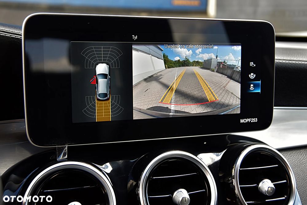 Mercedes-Benz GLC 200 4Matic 9G-TRONIC - 27