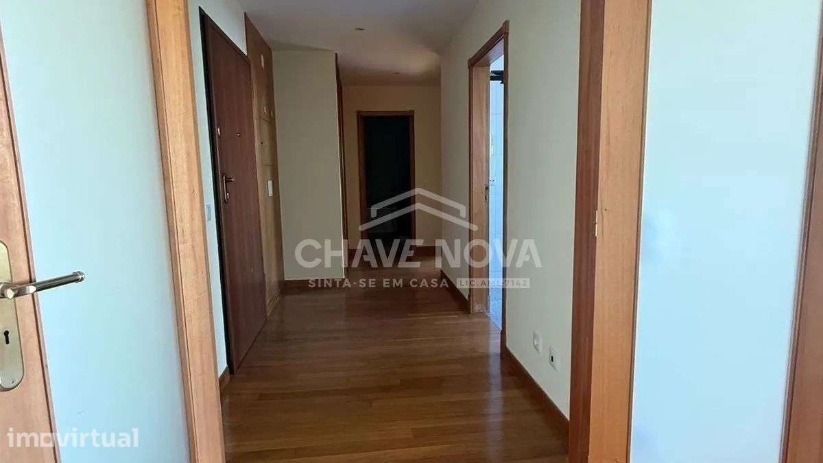 T1 c/ Lugar Garagem no centro da Maia - Grande imagem: 4/14