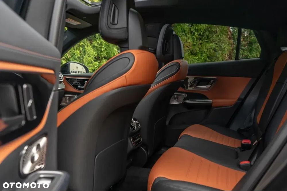 Mercedes-Benz GLC 200 d 4Matic 9G-TRONIC Edition Avantgarde - 16