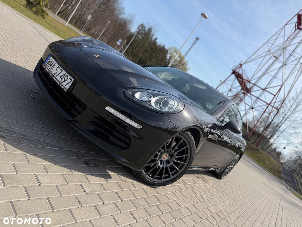 Porsche Panamera Platinum Edition - 16