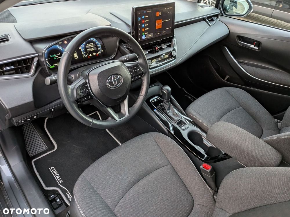 Toyota Corolla 1.8 Hybrid Comfort - 16