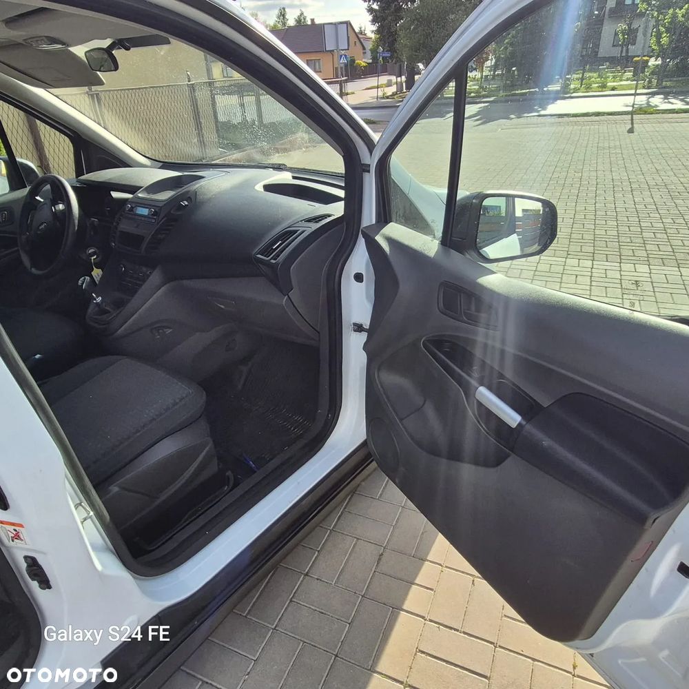 Ford Transit Connect - 14