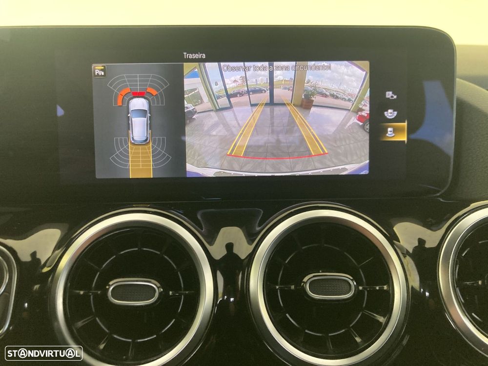 Mercedes-Benz GLA 180 d AMG Line - 21