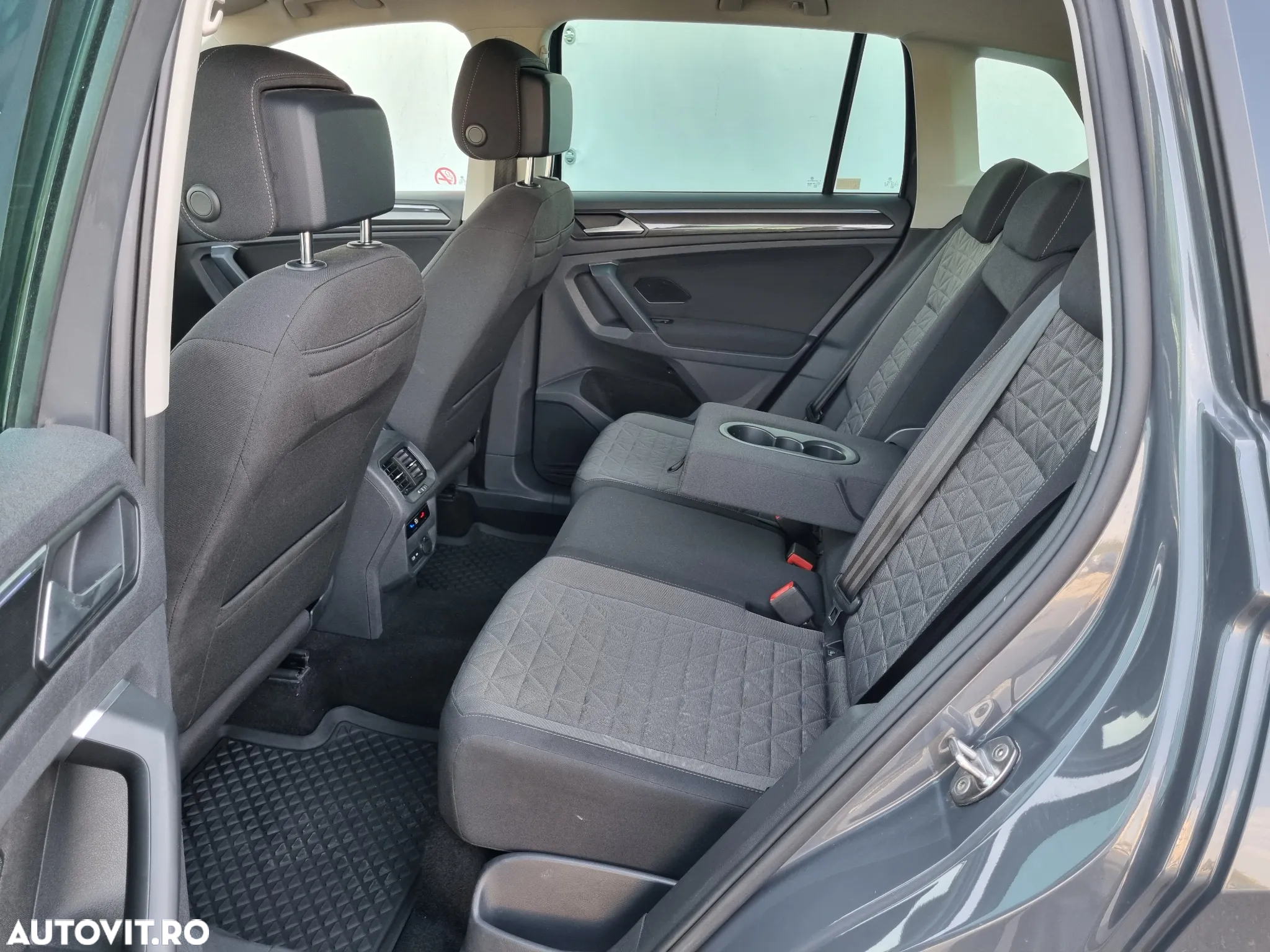 Volkswagen Tiguan 2.0 TDI SCR DSG Life - 12
