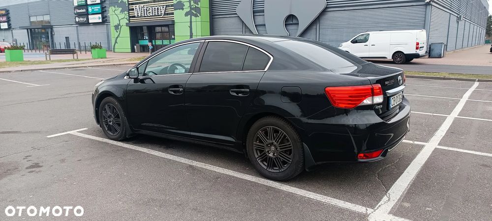 Toyota Avensis 2.0 D-4D Premium - 4