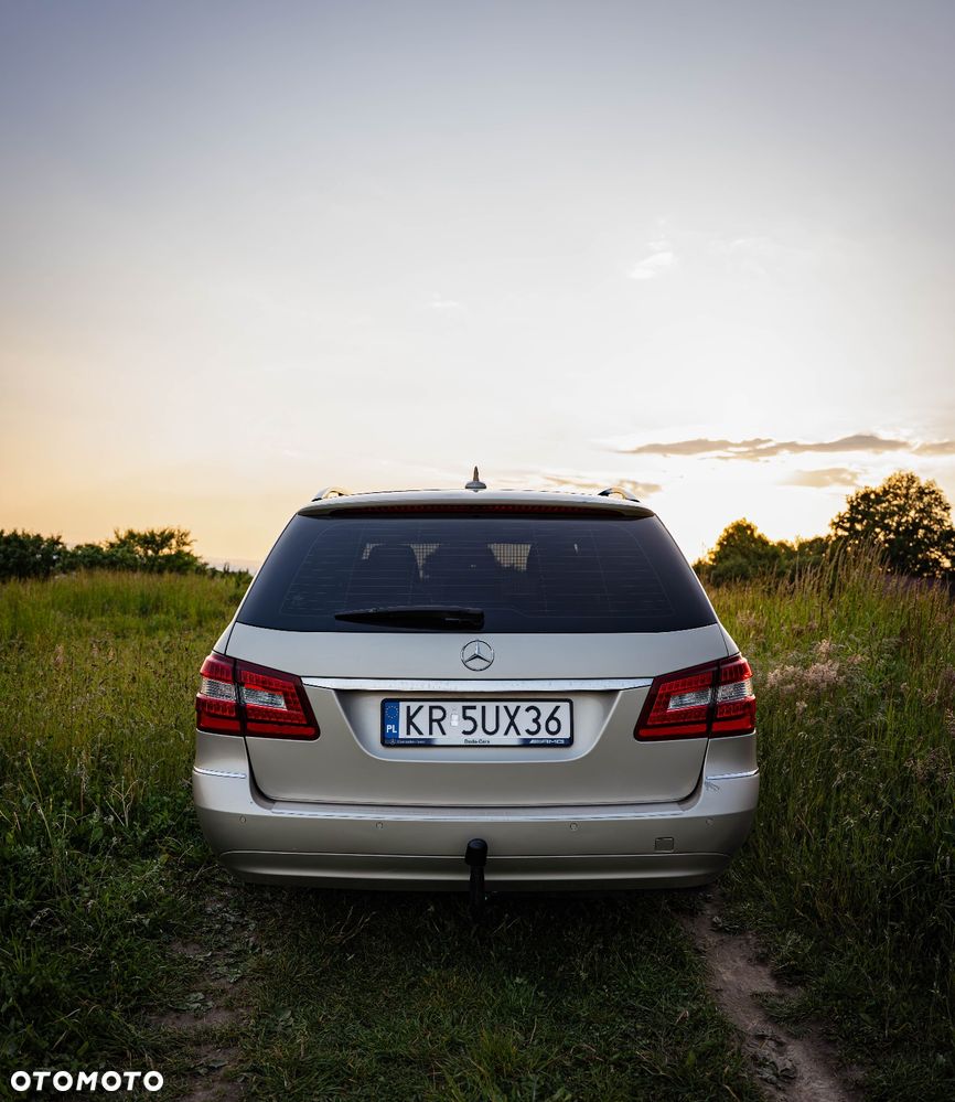 Mercedes-Benz Klasa E 220 CDI Elegance - 4