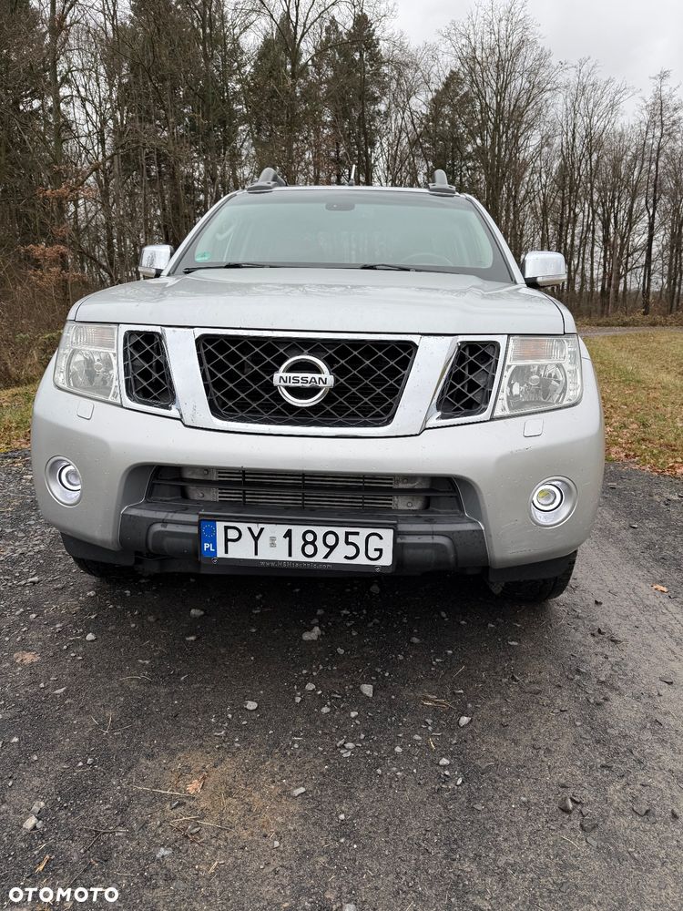 Nissan Navara 3.0 D V6 Platinum Long EU5 - 3
