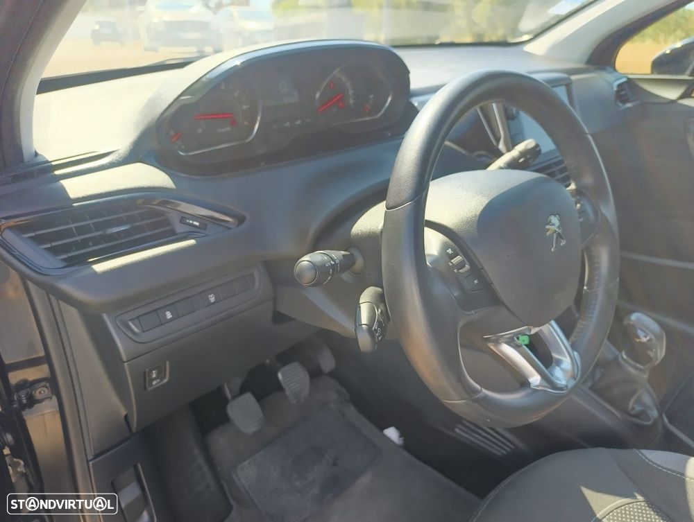Peugeot 208 1.2 VTi Allure - 9