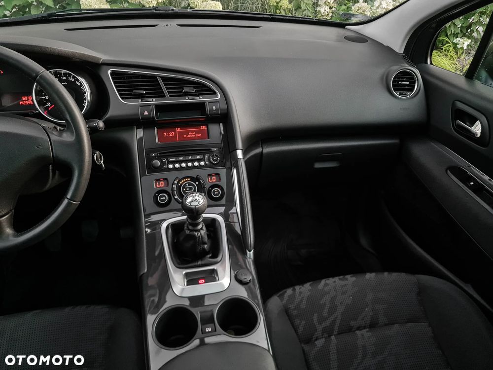 Peugeot 3008 1.6 HDi Style - 23
