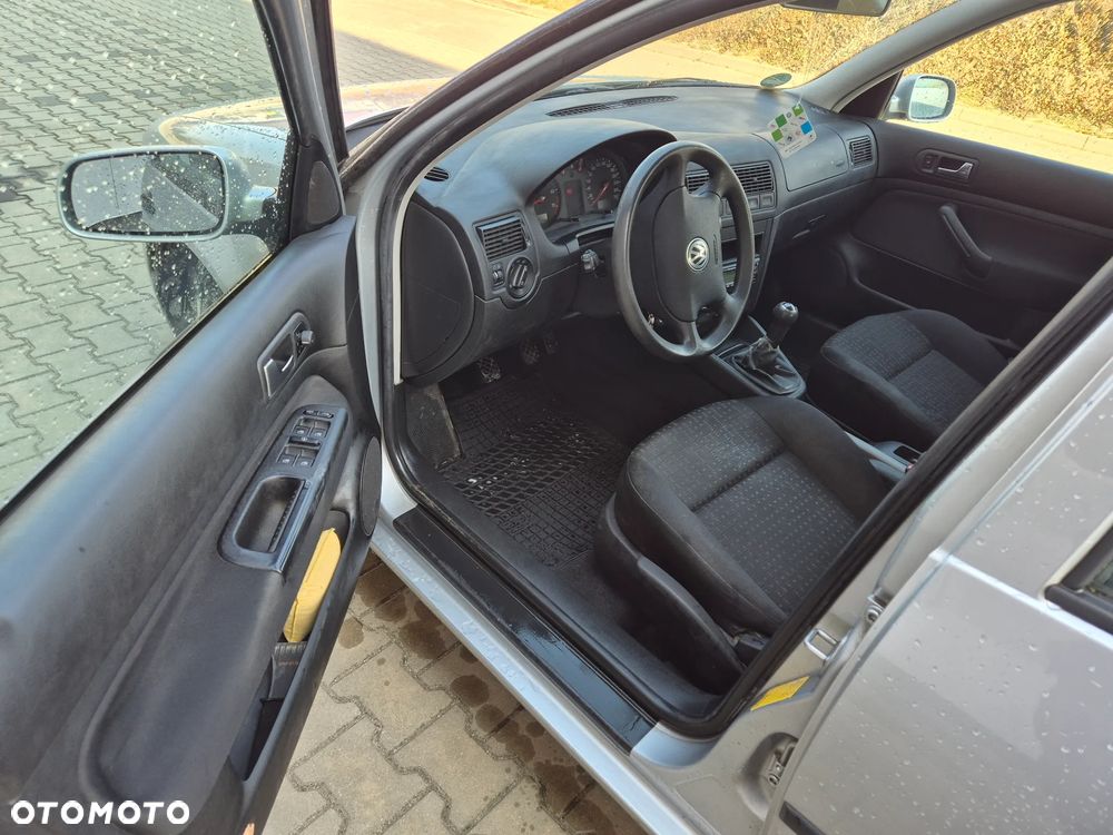 Volkswagen Golf 1.6 Basis - 9