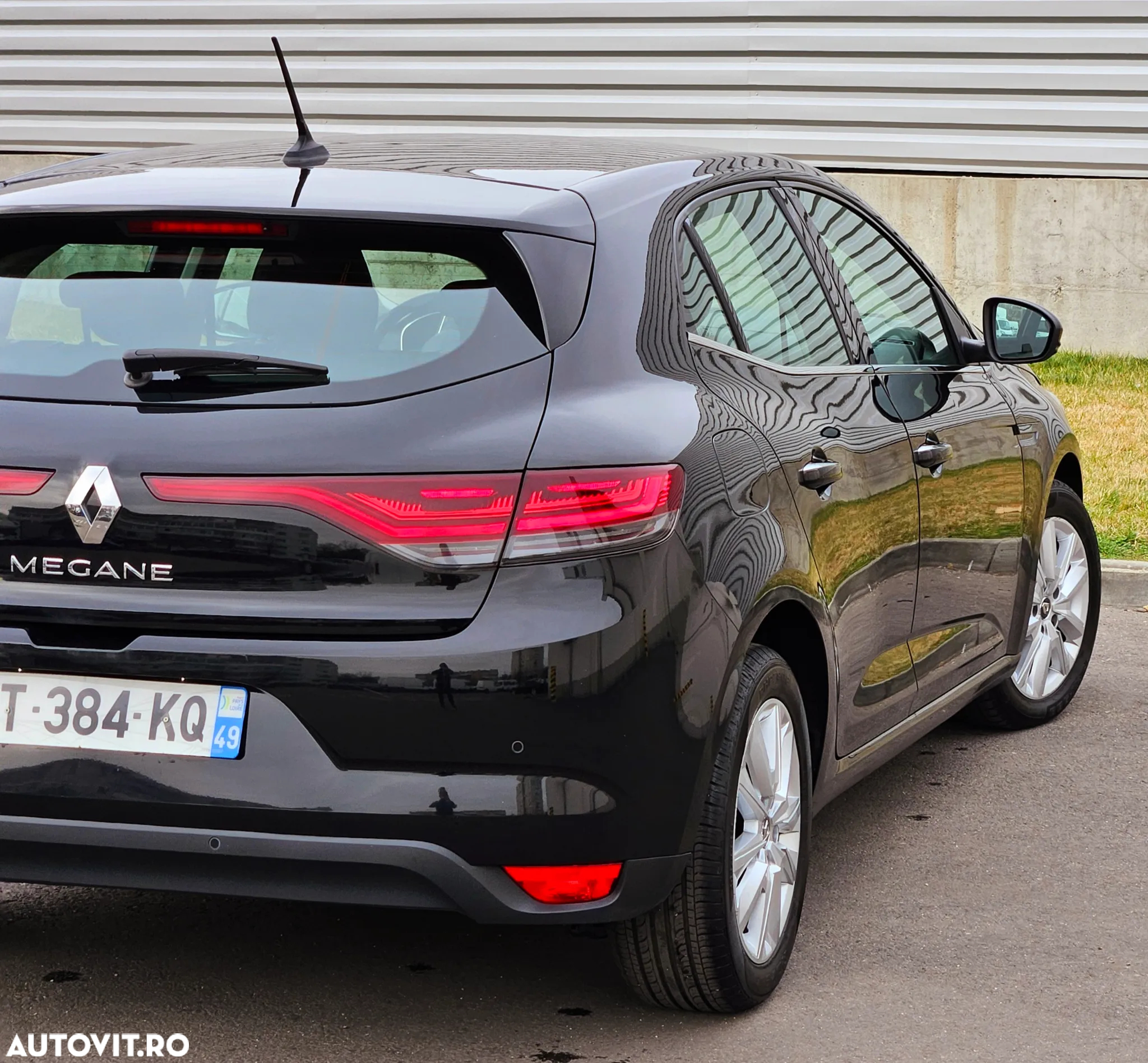 Renault Megane BLUE dCi 115 EDC BUSINESS EDITION - 17