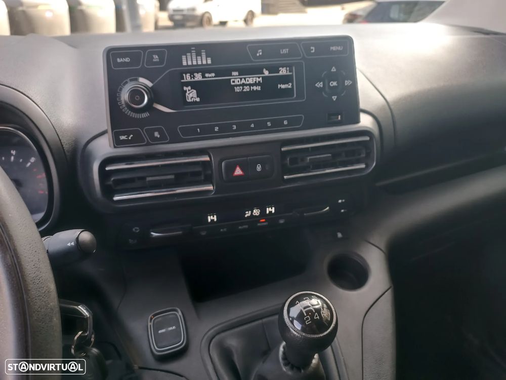 Citroën BERLINGO 1.6 hdi 100cv IVA / Dedutível - 16