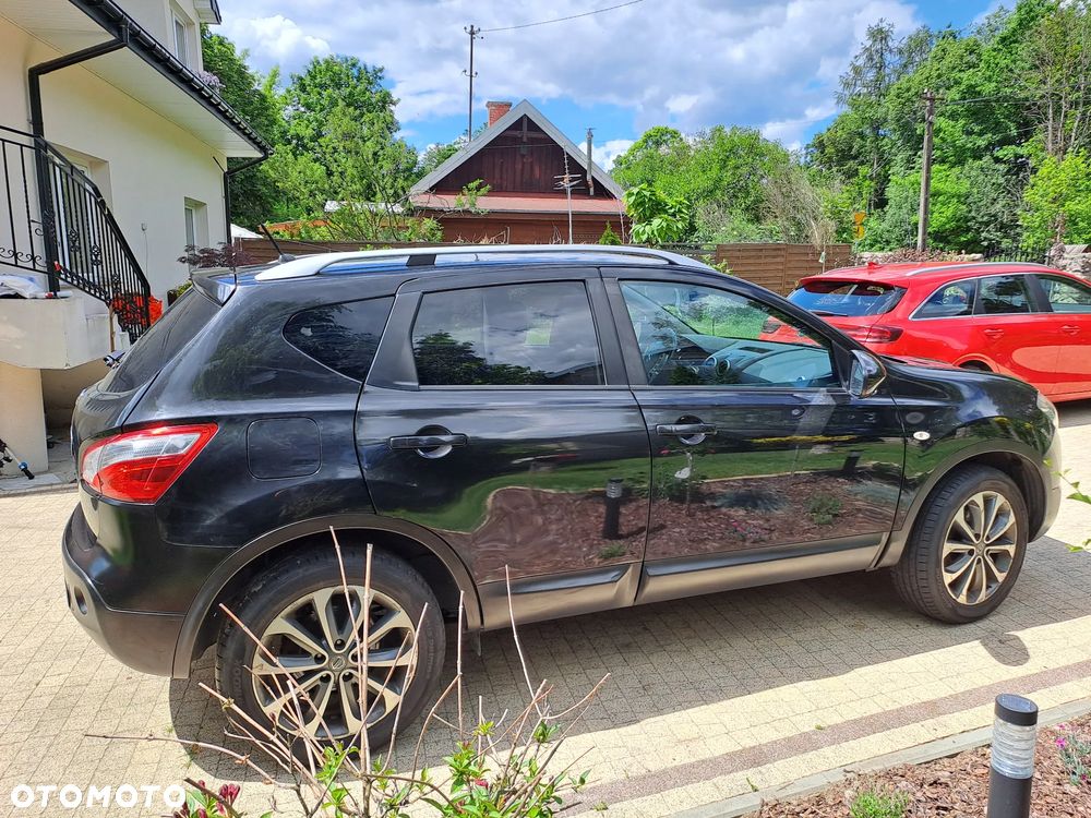 Nissan Qashqai 2.0 4x4 Tekna - 4