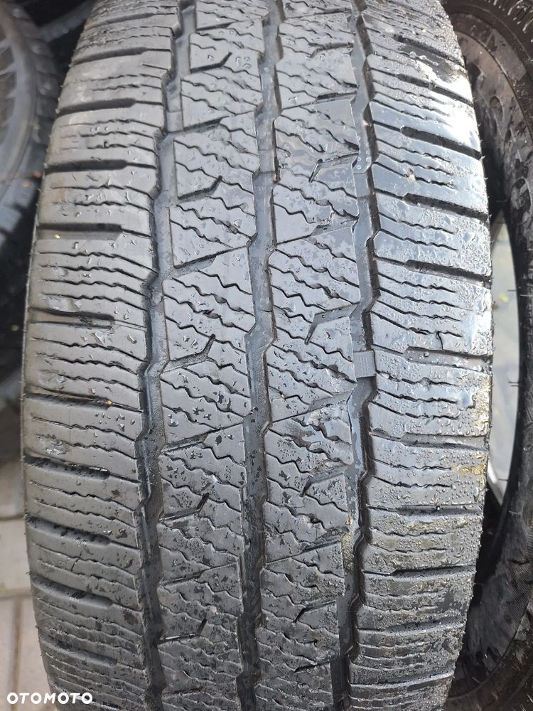 OPONY 215/65R16C Maxxis Vansmart Snow WL2 M+S ZIMA - 2