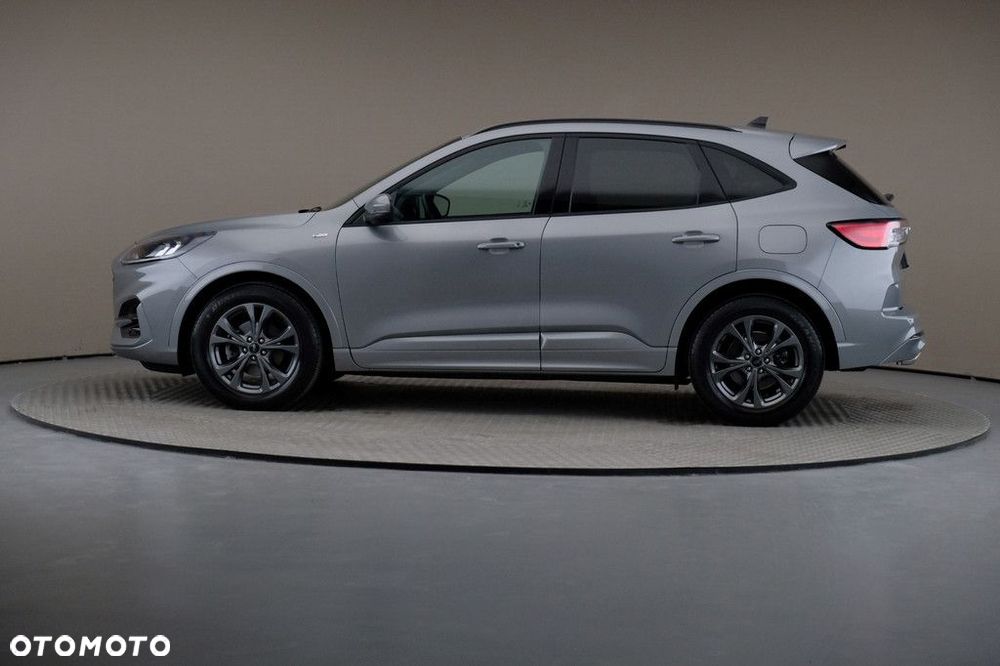 Ford Kuga - 4