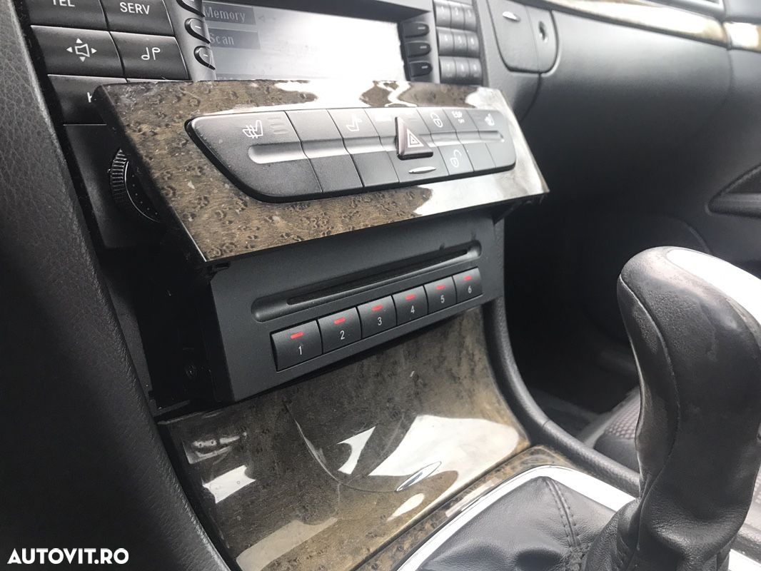 Mercedes-Benz E 240 Avantgarde - 10