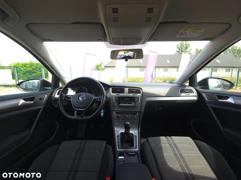Volkswagen Golf 1.2 TSI BMT Trendline - 31