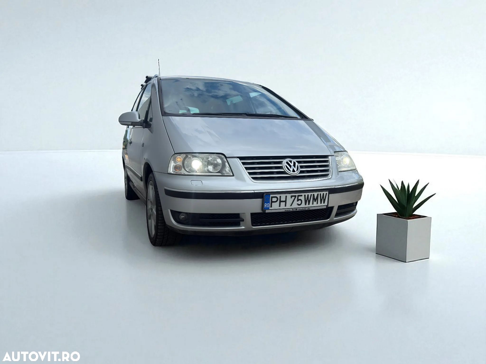 Volkswagen Sharan 2.0 TDI DPF Exclusive Edition - 1