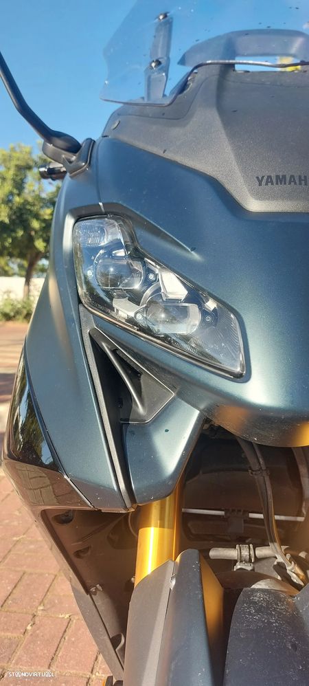 Yamaha TMAX Tech Max - 6