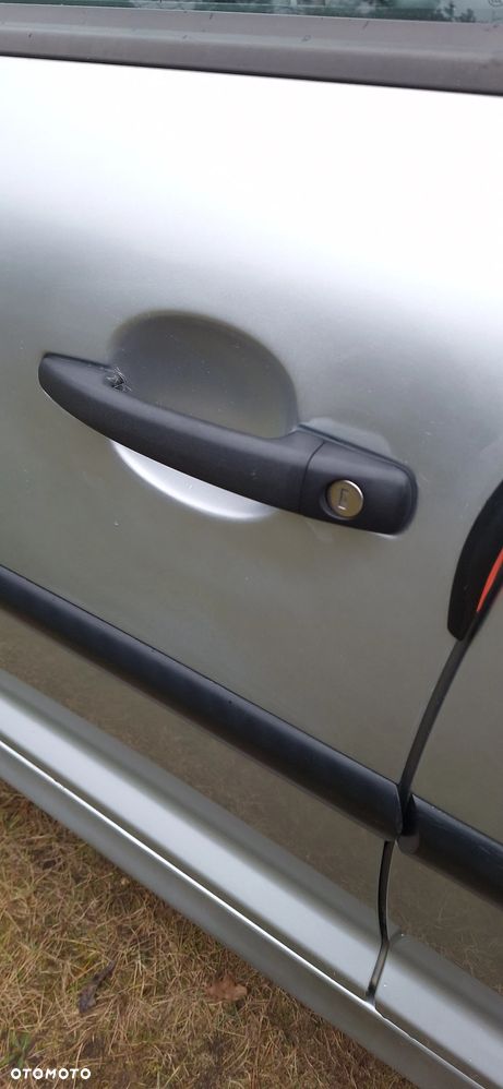 Peugeot 207 1.4 Presence - 23