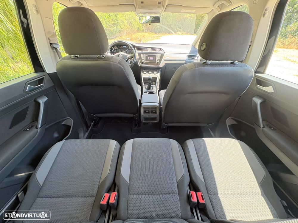 VW Touran 1.6 TDI SCR Join - 28