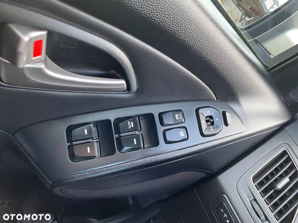 Hyundai ix35 2.0 Premium 2WD - 15