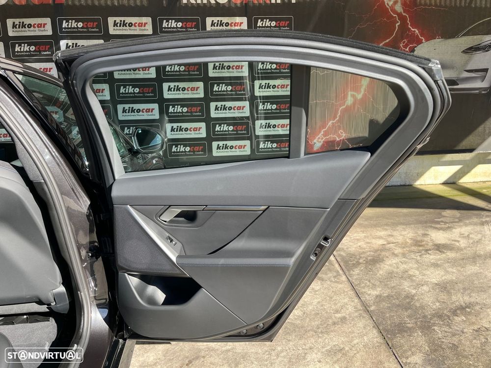 BMW 530 e Pack Desportivo M - 54