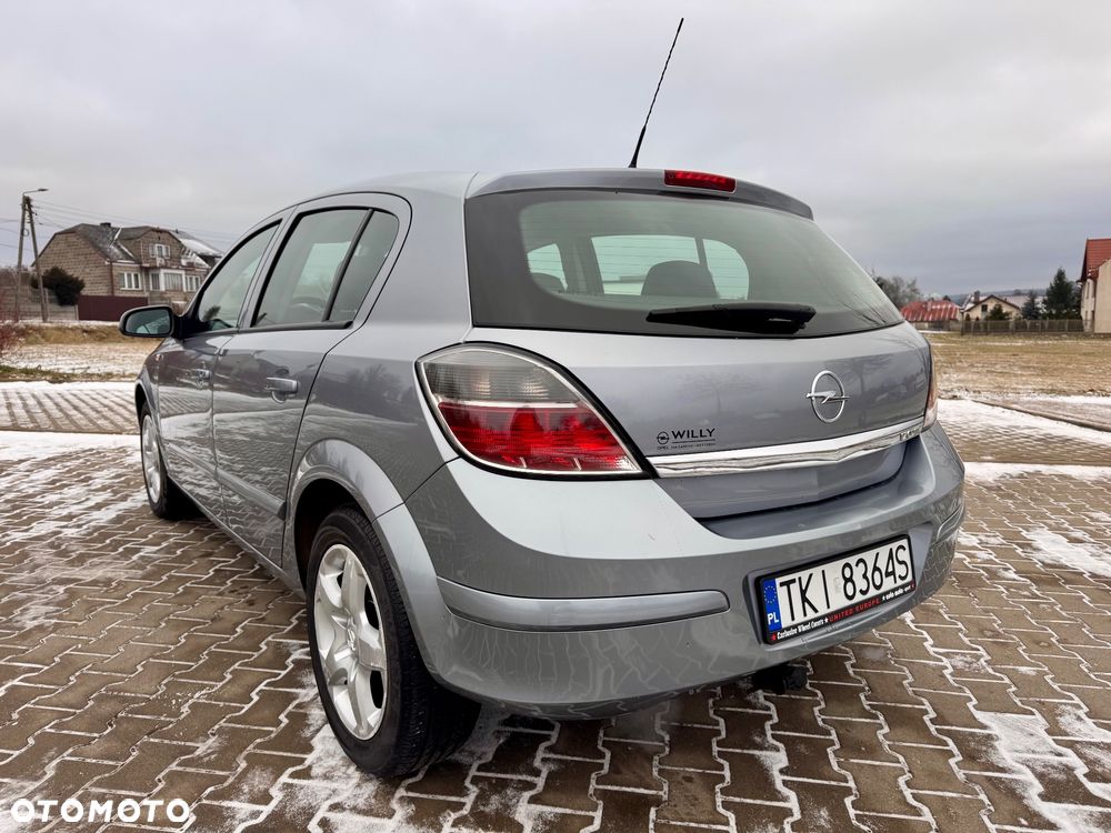 Opel Astra - 10