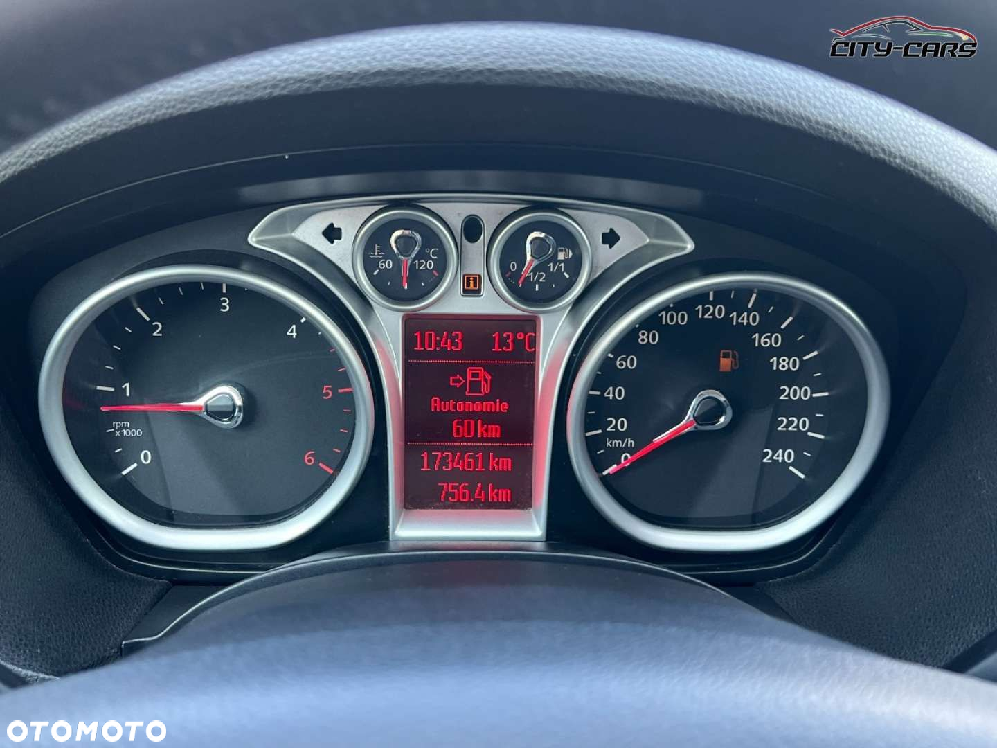 Ford Kuga - 11